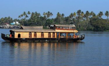 Essence of Kerala Tour